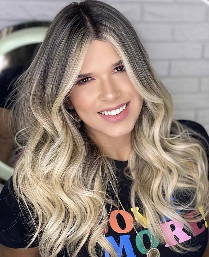 Amazonia Belleza chicas con mechas Ombré